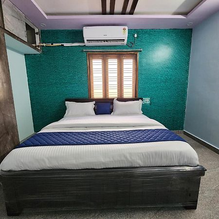 Vanamali Luxury Homestay Tirupati Esterno foto
